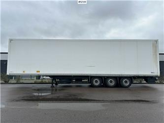 Schmitz Cargobull Box trailer with roller shutter