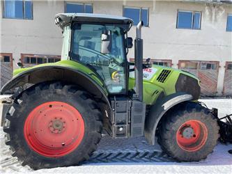 CLAAS Axion 800