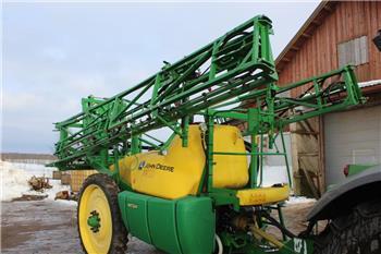 John Deere M 724