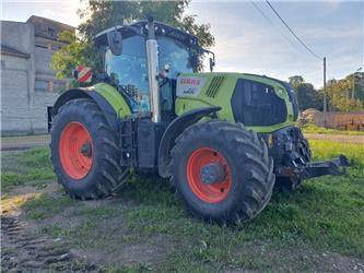 CLAAS Axion 850