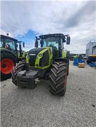 CLAAS Axion 830 CIS