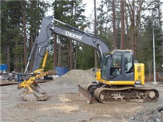 John Deere 135 G