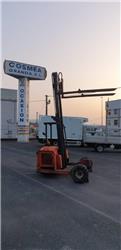 Moffett M-2003-STM