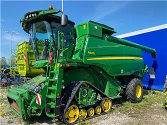 John Deere T 670 i