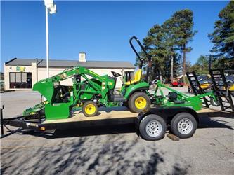 John Deere 1023E