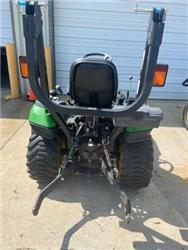 John Deere 1026R
