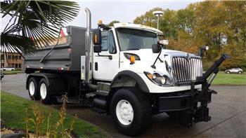 International 7600