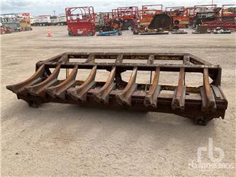 Caterpillar 132 in