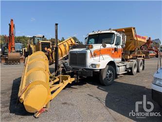 International 9400I
