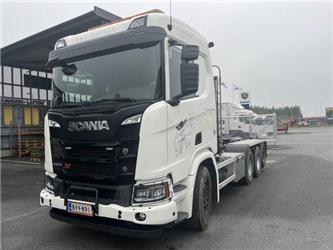 Scania R 520 B8x4*4NA