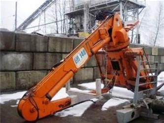 Barko 14000 SELF-LOADING LOG LOADER