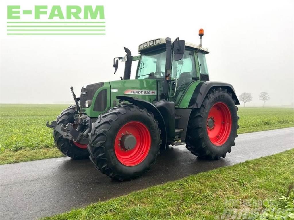 Fendt 820 com 3 Traktorid