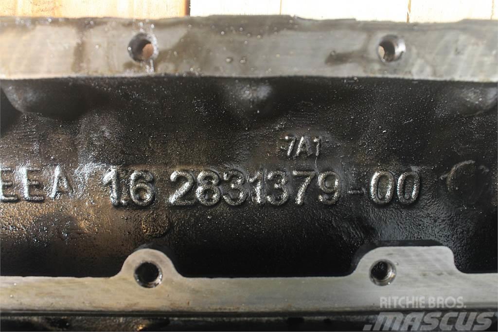 Case IH MXU135 Cylinder Head Mootorid