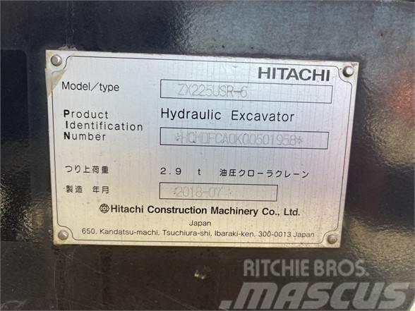 Hitachi ZX225USR-6 Roomikekskavaatorid