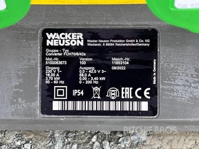 Wacker Neuson FUH70/6/42s Betoonkivi tootmise masinad