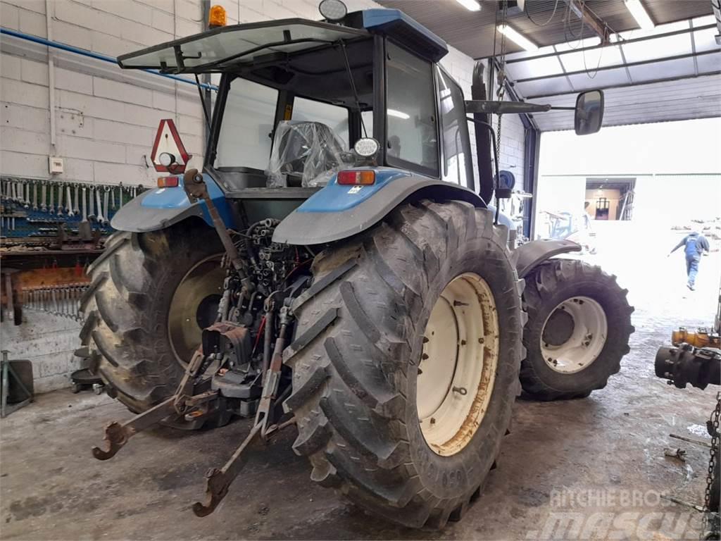 New Holland 8560 Traktorid