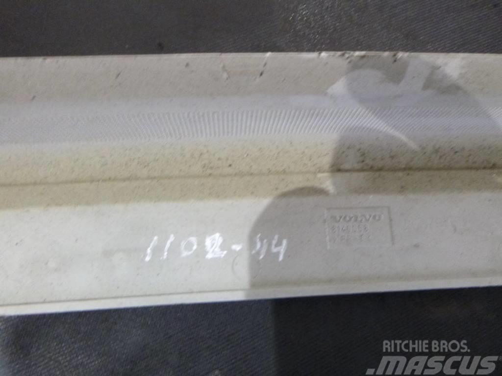 Volvo FH13 Roof hatch molding 20375768 Mootorid