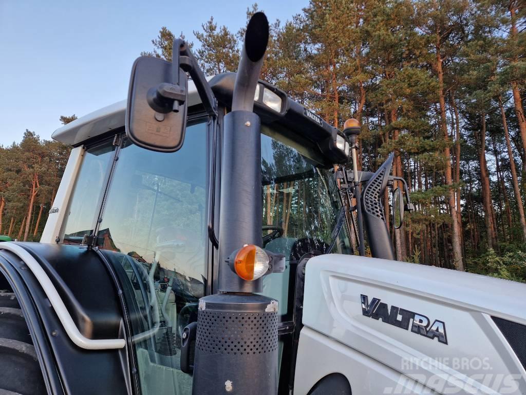 Valtra N103.4 Traktorid