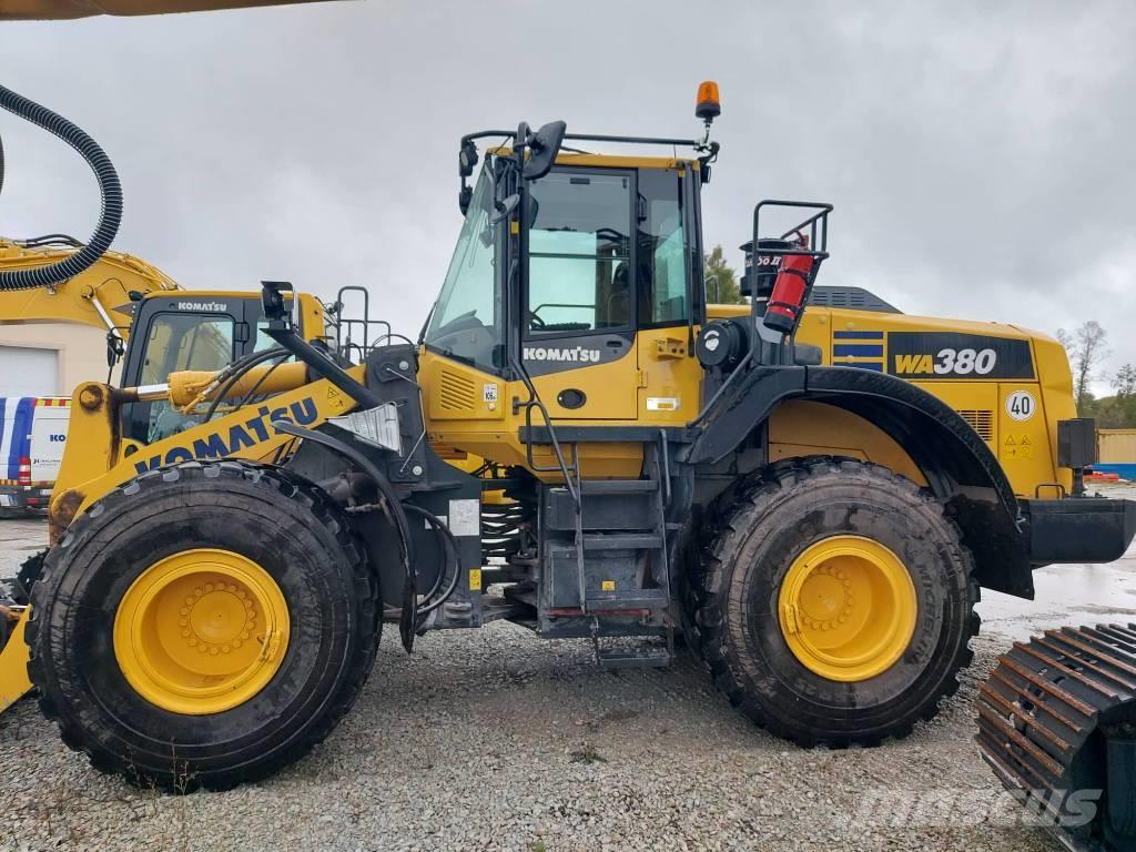 Komatsu WA380-8 Rataslaadurid