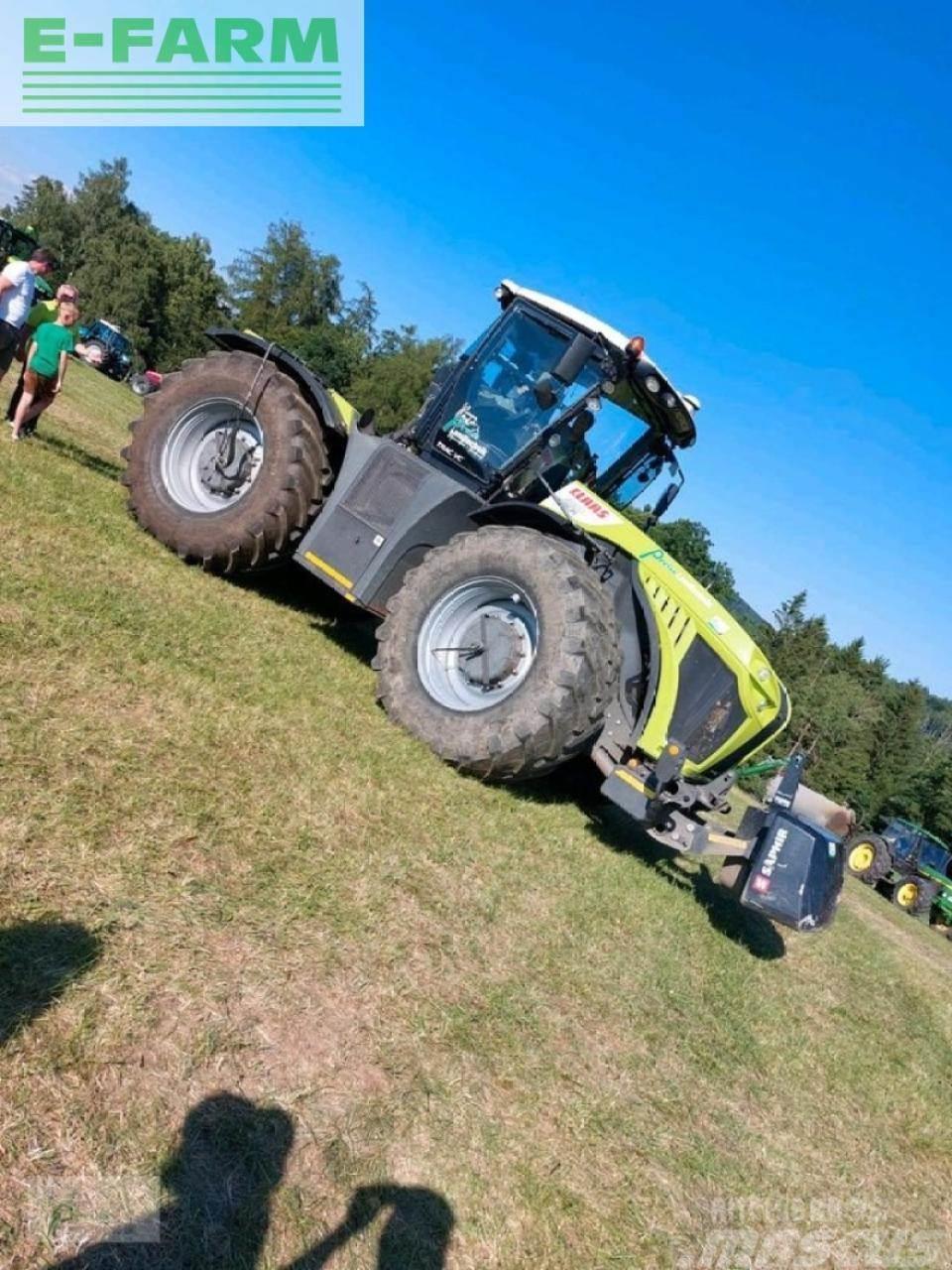 CLAAS xerion 4000 vc Traktorid