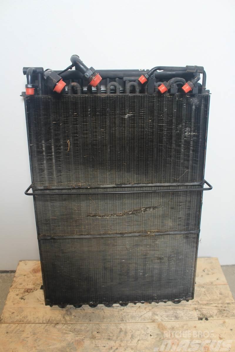 John Deere 7710 Oil Cooler Mootorid