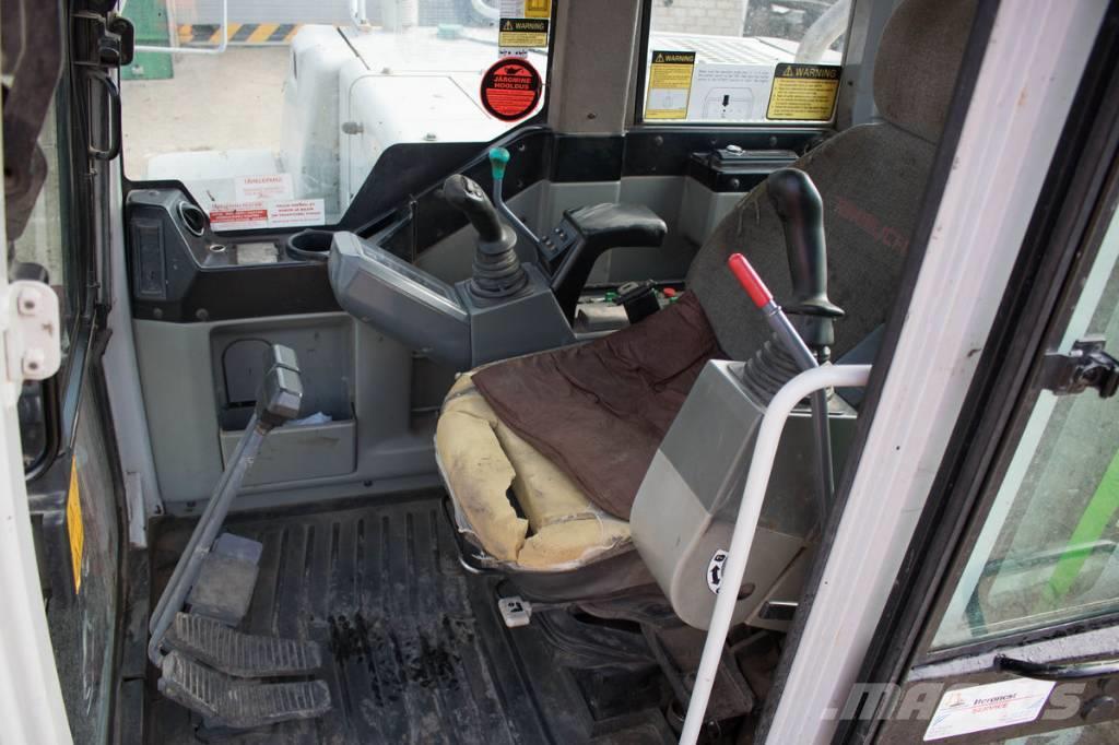 Takeuchi TB1140 Roomikekskavaatorid