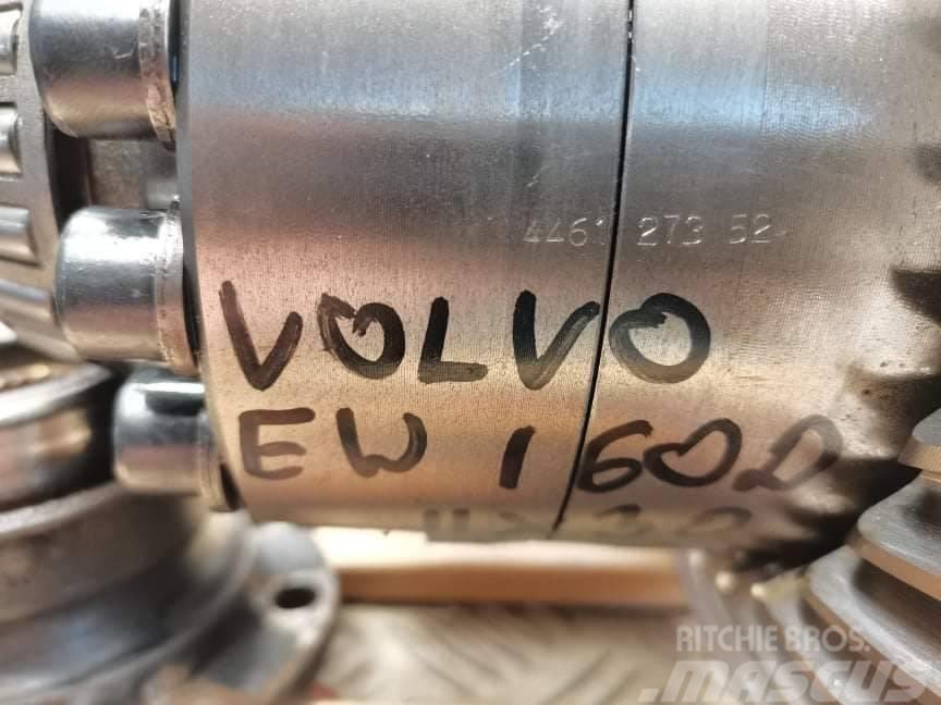 Volvo EW 160B {APL-B745 P4  front differential 11X30} Sillad