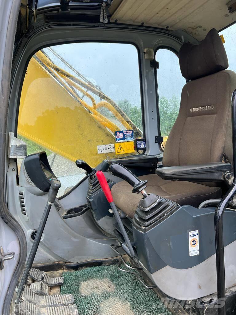 New Holland Kobelco E 265B Roomikekskavaatorid