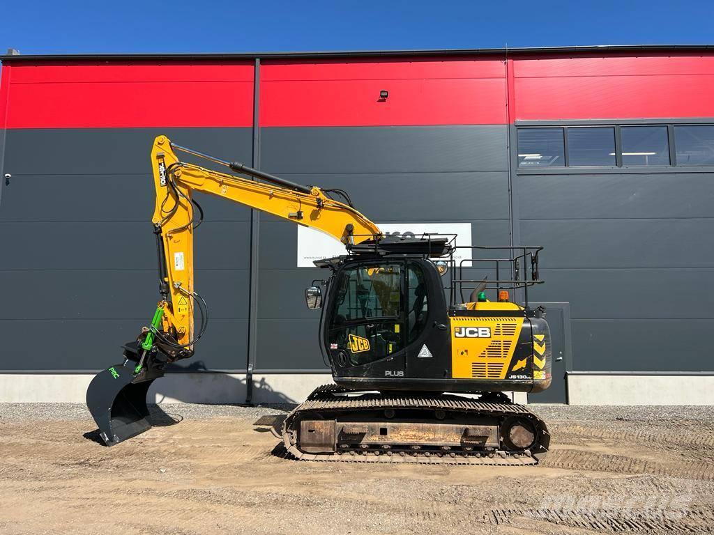 JCB JS 130 LC Roomikekskavaatorid