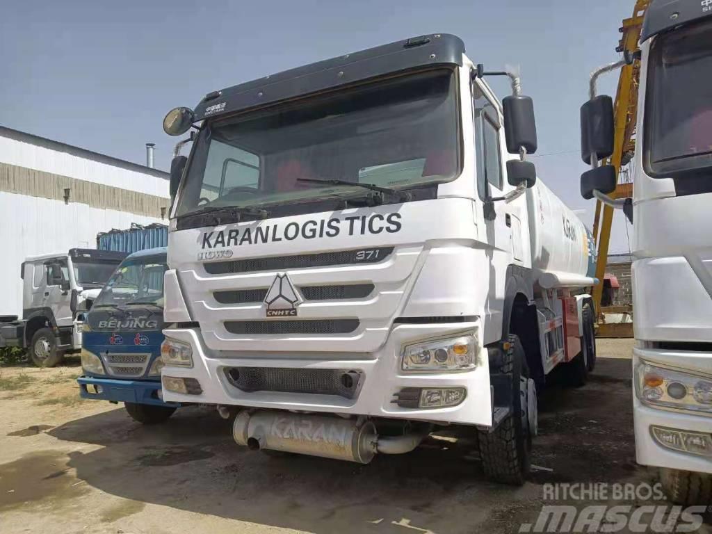 Howo 6*4 371 24m³ Fuel Tank Truck Muu