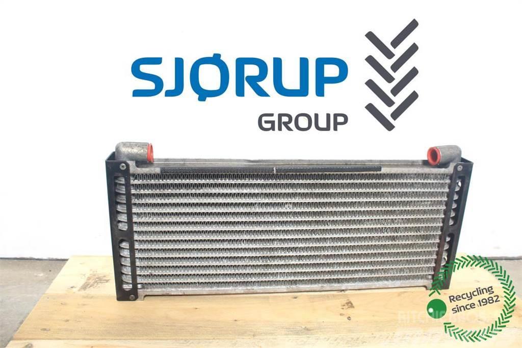 New Holland T6070 Oil Cooler Mootorid