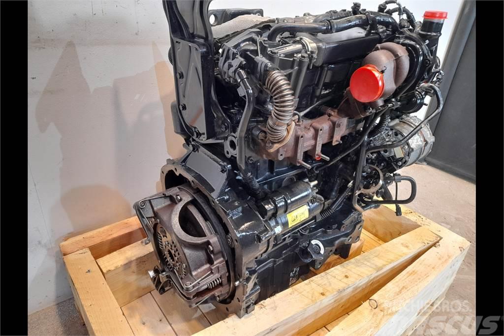 Case IH Farmall 115A Engine Mootorid