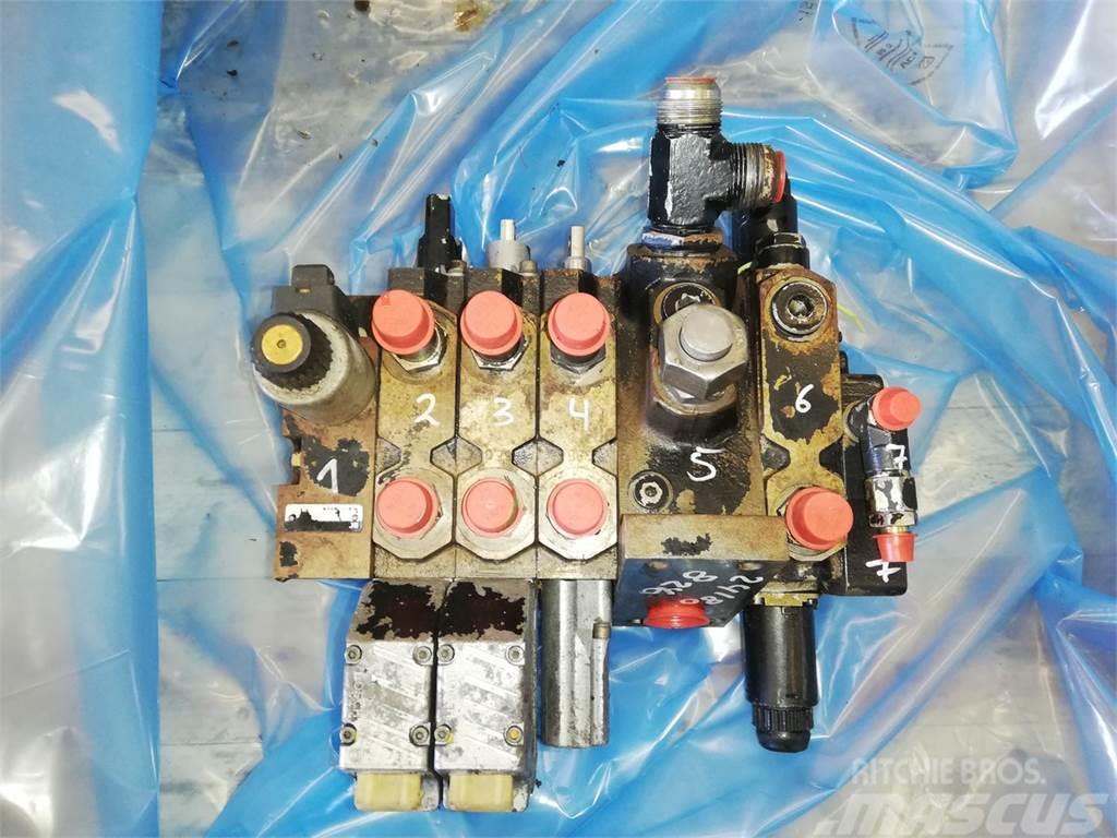 Massey Ferguson 8240 Remote control valve Hüdraulika