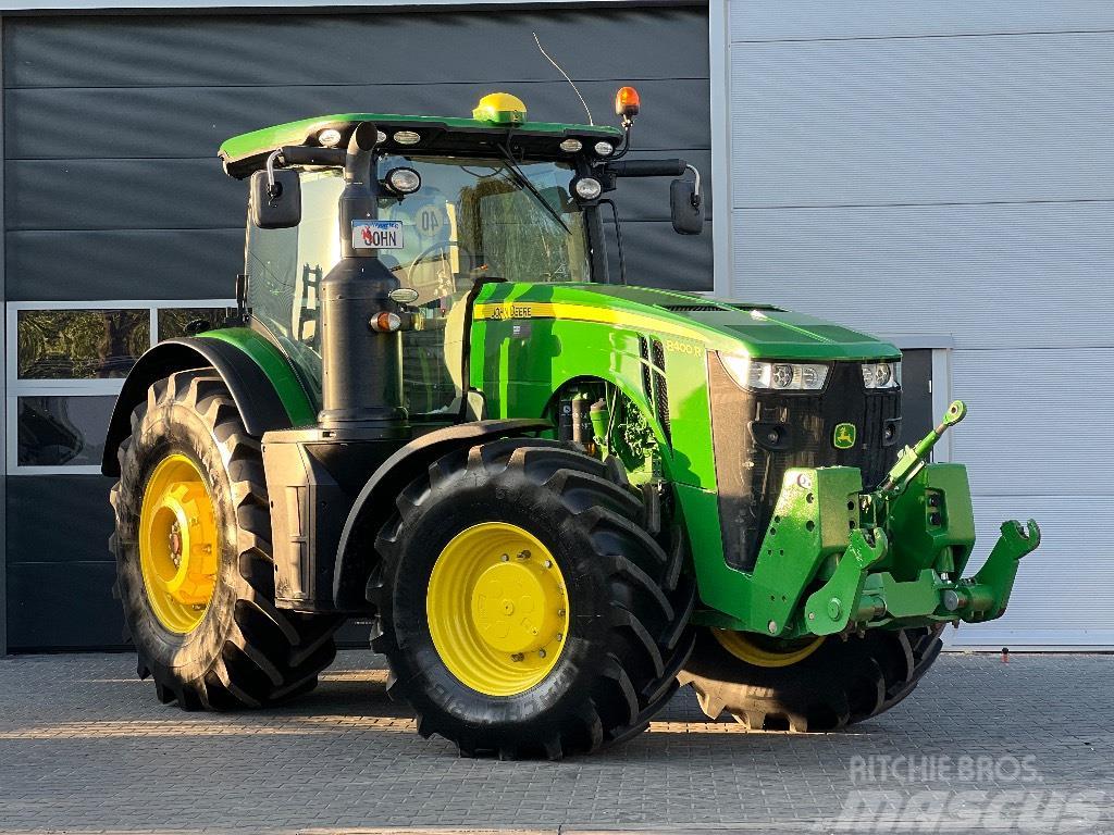 John Deere 8400 R Traktorid