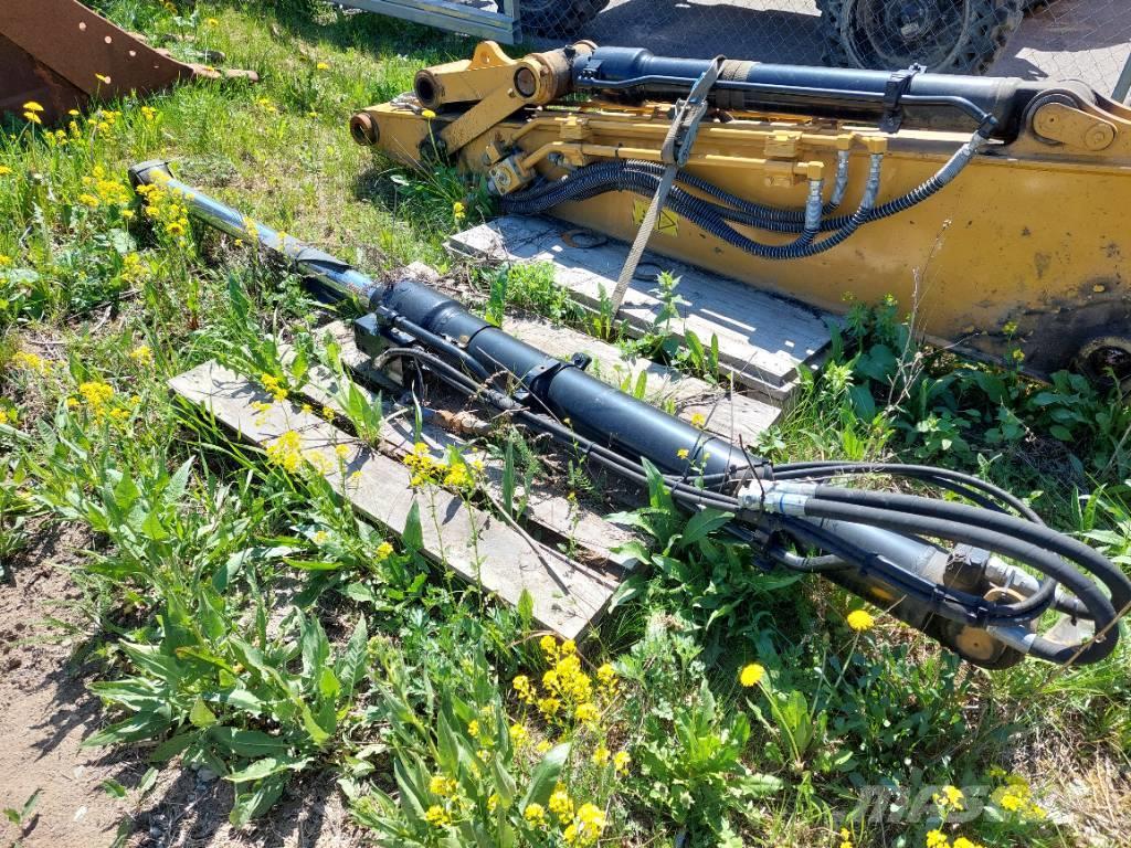 Caterpillar 313 F LGC CYLINDER Roomikekskavaatorid