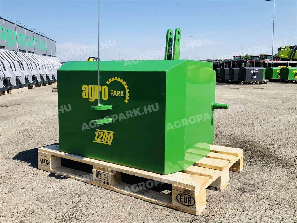  1200 kg front hitch weight, in green color Esiraskused