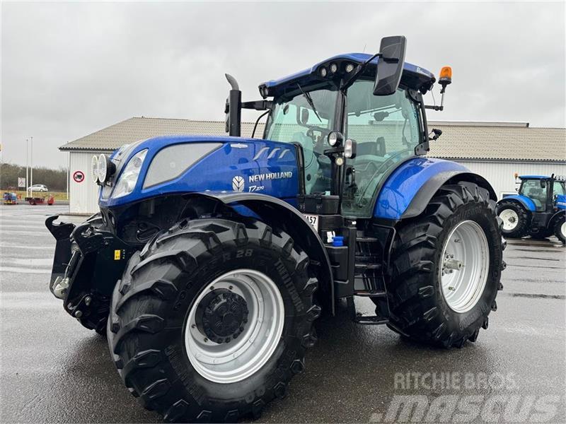 New Holland T7.270 Blue power Traktorid