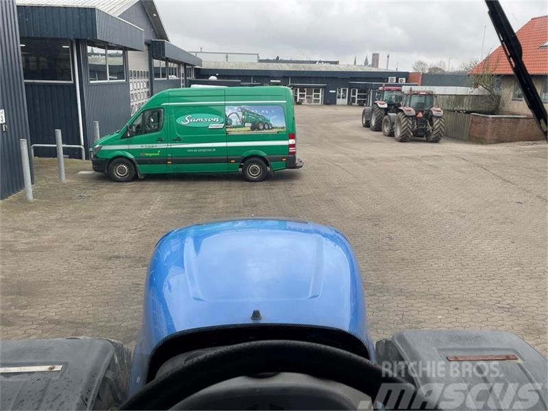 New Holland 8040 Affjedret foraksel Traktorid