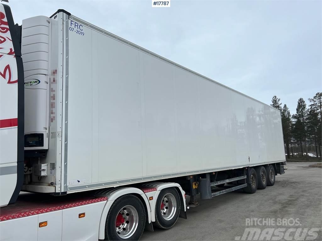 Schmitz Cargobull cool/freezer trailer w/ new major service on unit Muud poolhaagised