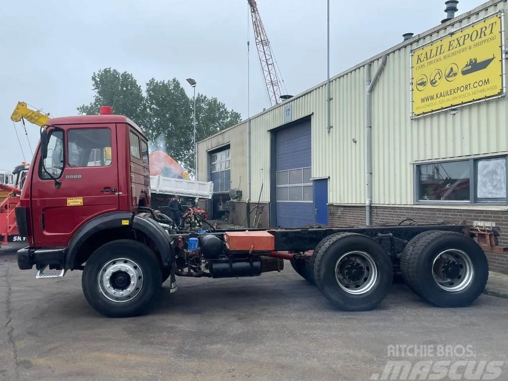 Mercedes-Benz SK 2628 Heavy Duty Chassis 6x4 V8 ZF Big Axle Good Chassis Cab trucks