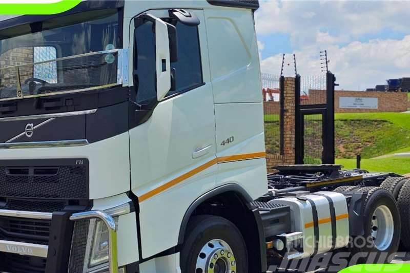 Volvo Madness Special 6: 2021 Volvo FH440 Low Roof Muud veokid