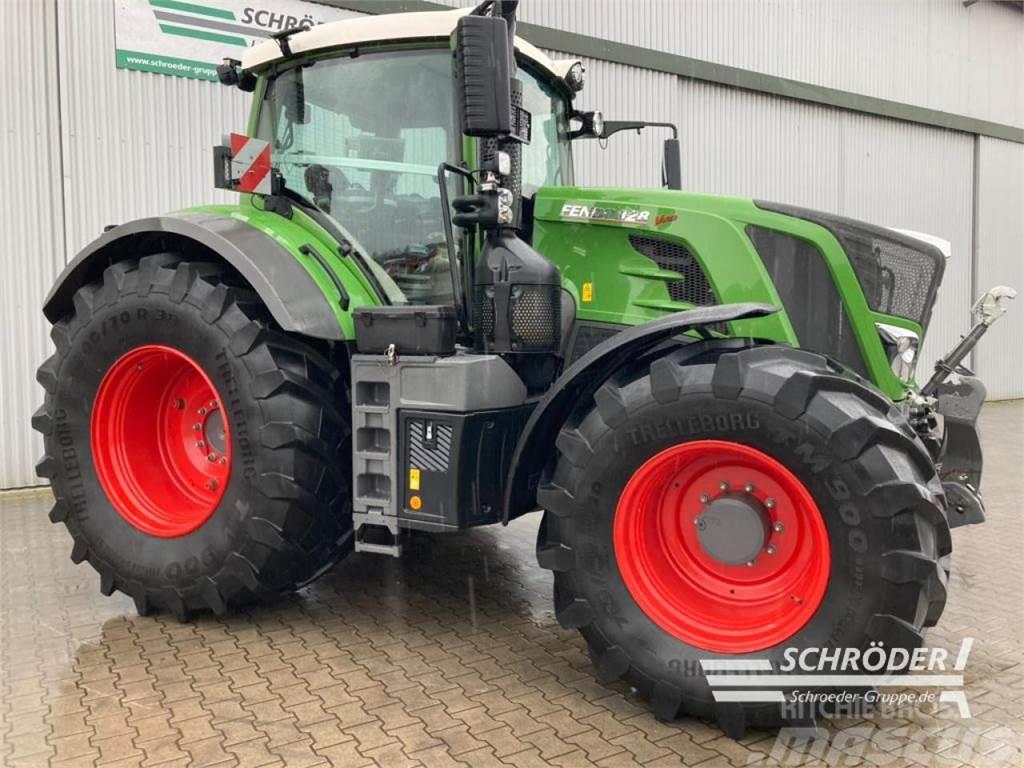 Fendt 828 VARIO S4  PROFI PLUS Traktorid