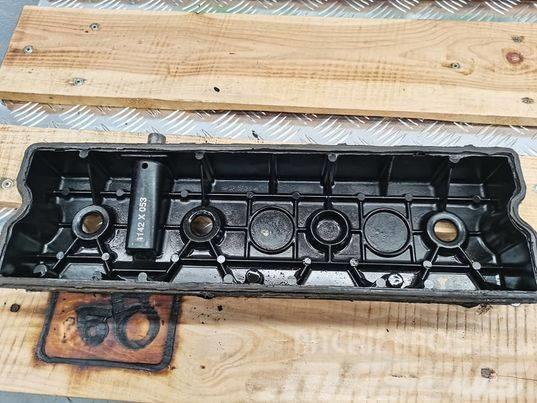 CAT TH 62 valve cover Mootorid