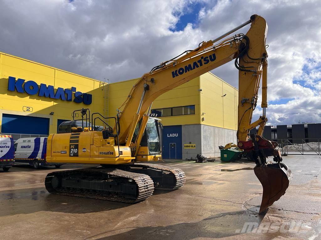 Komatsu PC210LC-11 Roomikekskavaatorid