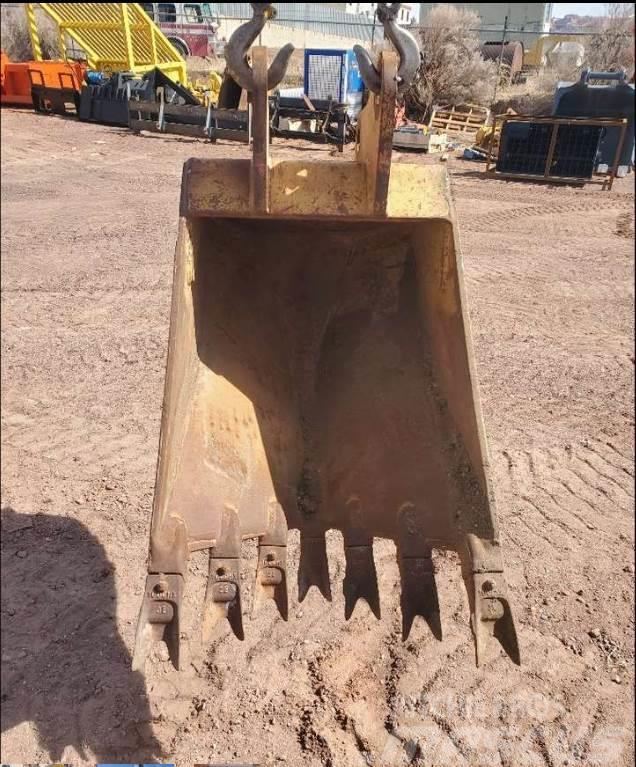  24 inch Excavator/ Backhoe Ripper Bucket Muud osad