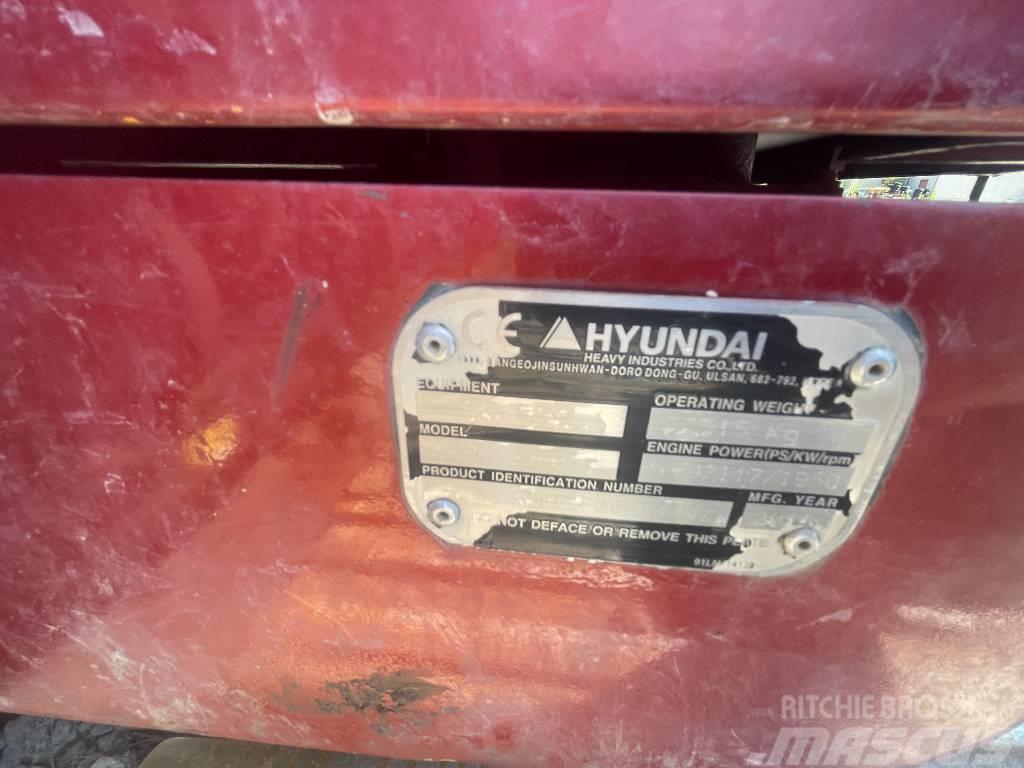 Hyundai Robex 220 LC-9 A Roomikekskavaatorid