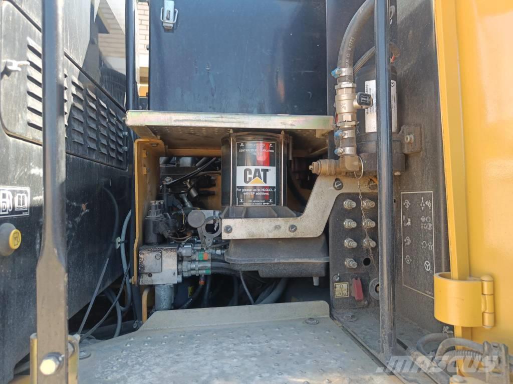 Caterpillar M 315 D Ratasekskavaatorid