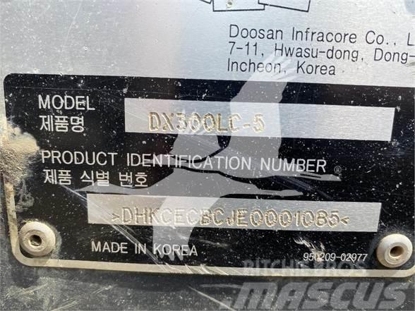Doosan DX300 LC-5 Roomikekskavaatorid