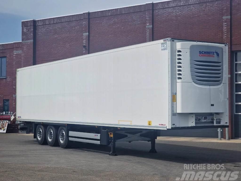 Schmitz Cargobull NEW - SCB*S3 - Schmitz Frigo - Unused/new trailer Külmikpoolhaagised