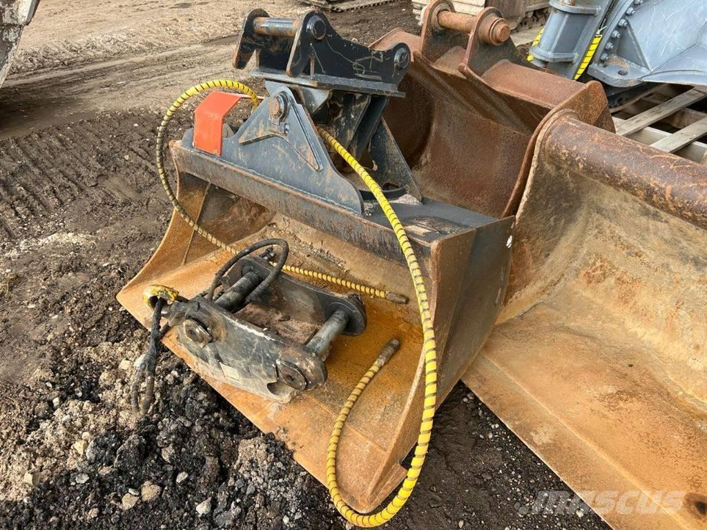 Cangini SQS50-8.1200 tilting bucket (YANMAR VIO50) Kopad